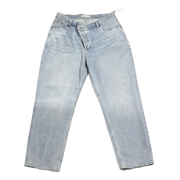 Abercrombie & Fitch the Dad high rise curve live button fly light wash size 14 - Picture 1 of 10